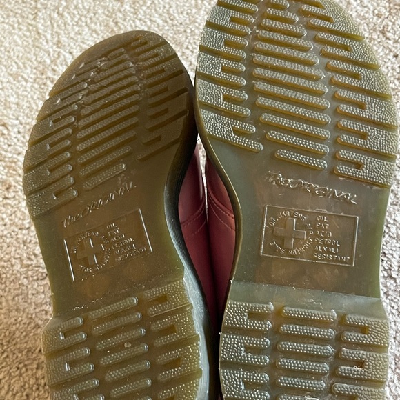 Iridescent pink Doc Marten oxfords. Size US 5 EU 36 - Picture 4 of 4